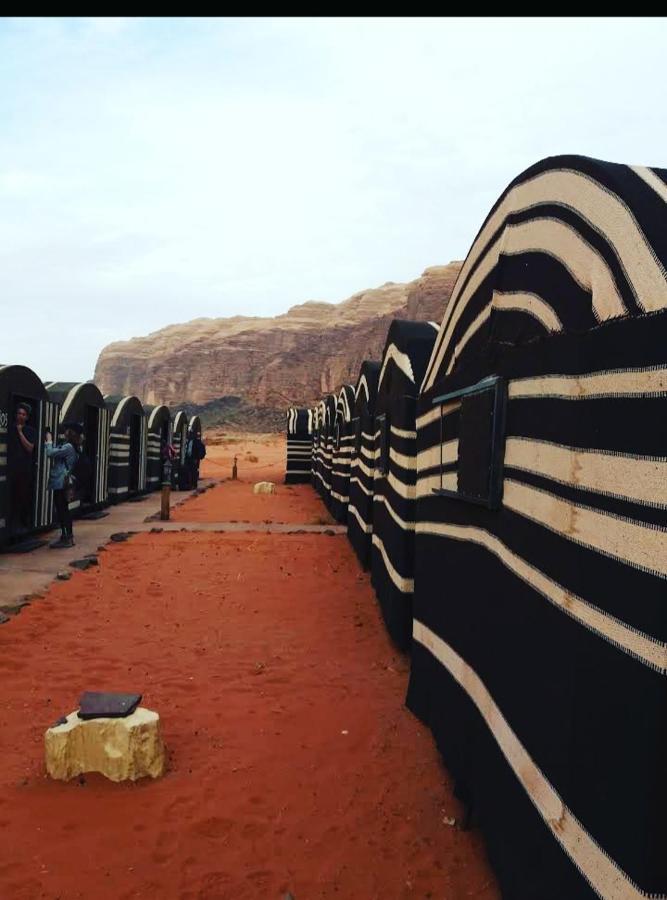 Luxury tent Wadi Rozana Camp Wadi Rum